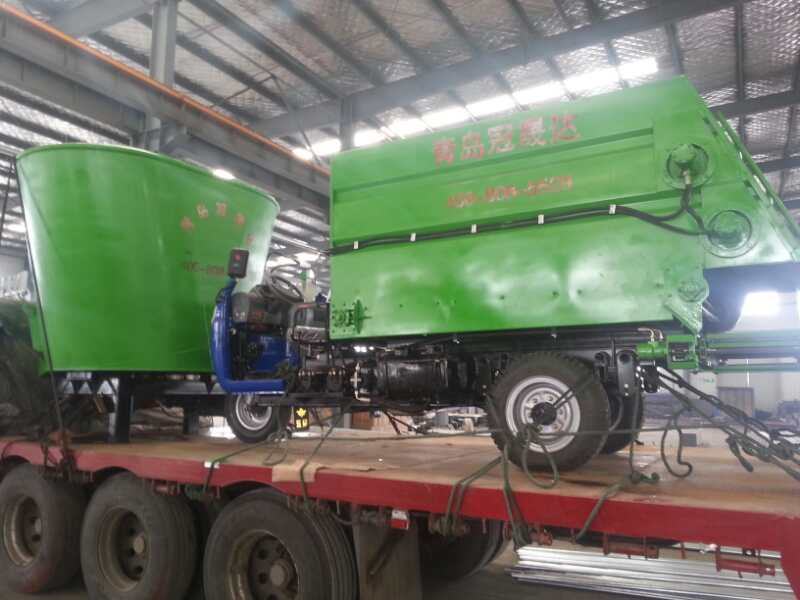 內(nèi)蒙古某公司購買雙側(cè)撒料車 內(nèi)蒙古某公司購買雙側(cè)撒料車